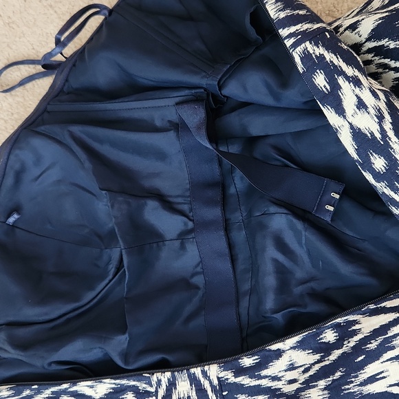 Banana Republic Ikat navy and white strapless dress NWOT - Picture 13 of 15
